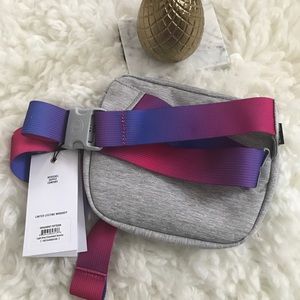 NWT Herschel Supply Co Gradient Fifteen Hip Pack